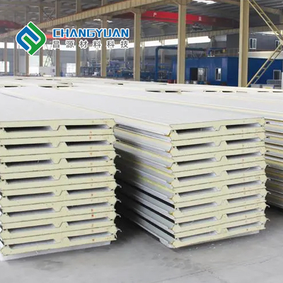 جودة  Polyurethane Insulated Roof Panels Perfect Combination Of Strength And Insulation مصنع