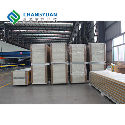 50mm PU لوحة الجدار ساندويتش ألواح البولي يوريثين المعزولة الهيكلية خفيفة الوزن