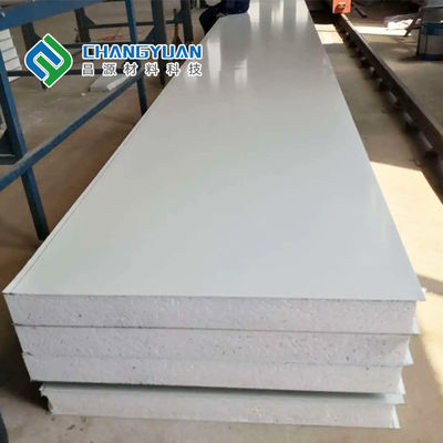 ورقة ساندويتش 50mm-200mm لتسقيف سطح PVC / SMP / PVF