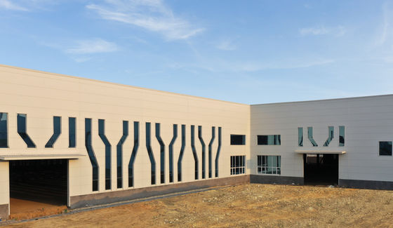 لوح شطيرة من البولي يوريثين عالي القوة مع إحكام الهواء/الماء والعزل الحراري للتسقيف والبناء