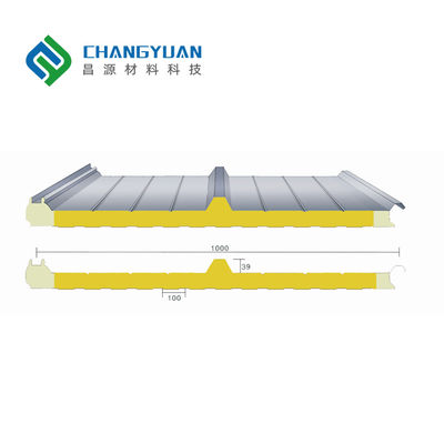 ألواح السقف المعزولة المصنوعة من البولي يوريثين: مزيج مثالي من القوة والعزل