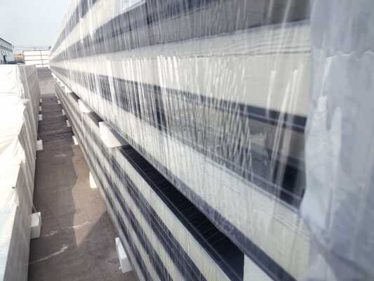 ألواح سقف PIR المقاومة للتآكل مع عزل صوتي وحراري ممتاز للمباني الصناعية