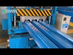 لوحة تحمل الأرضية